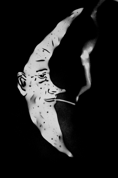 David Austen Smoking-Moon,-David-Austen_400_600